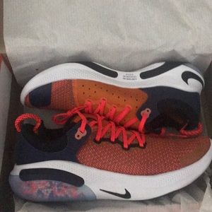 NEW IN BOX NIKE JOYRIDE